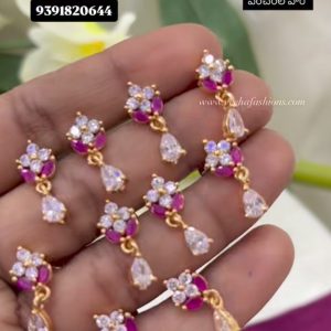 V64- beautiful hangung earrings