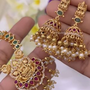 V903 - most trending high quality festivewear neckset