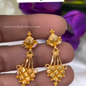 V978 - gold replica earrings