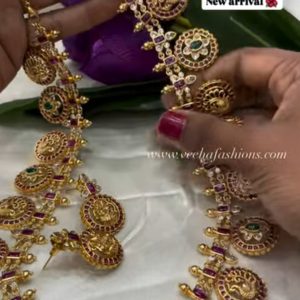 V977 - most demanding cold replica bottu mala neckset