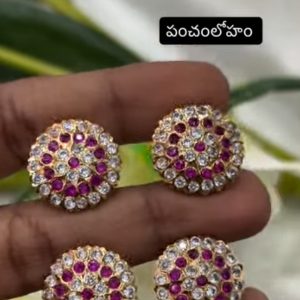 V924 - pure panchaloham studs