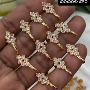 V919 - pure panchaloham j-model studs