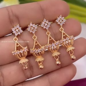 V916 - Trendy dimond replica partywear jhumkas