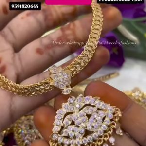 V015 - most demanding pure panchaloham necklace