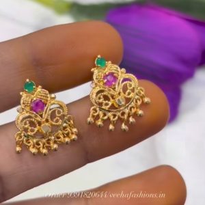 V068 - premium quality gold replica earrings