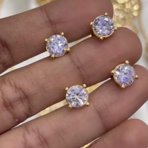 V090 - pure panchaloham dimond stud earrings