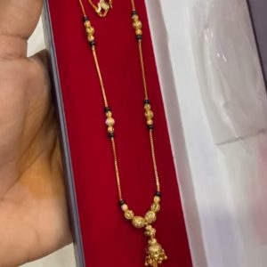 V0111 - high quality gold replica black beads chain